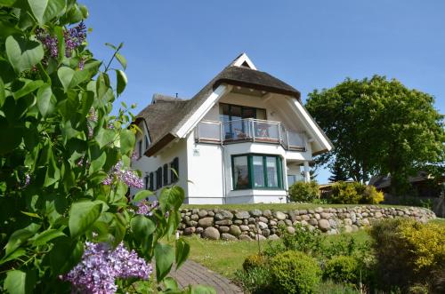 Seedörper Reethus mit Hafenblick, Kamin und Sauna