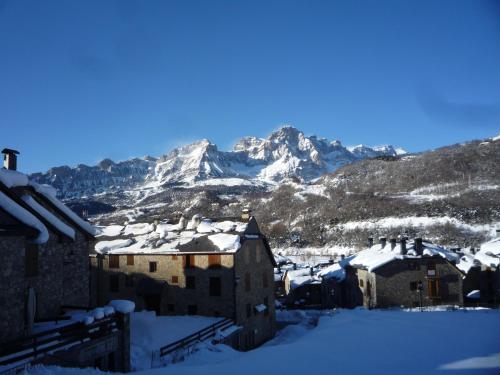 Vistas Espectaculares i El Pueyo de Jaca – uppdaterade priser ...