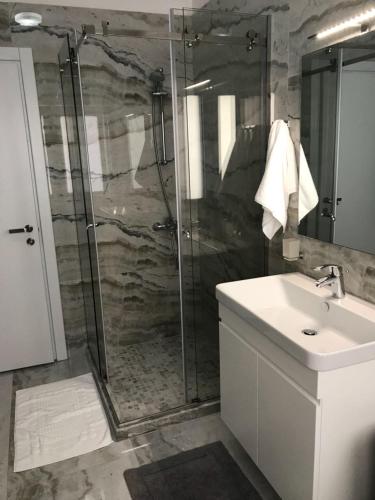 Koupelna v ubytování Brilant Apartament
