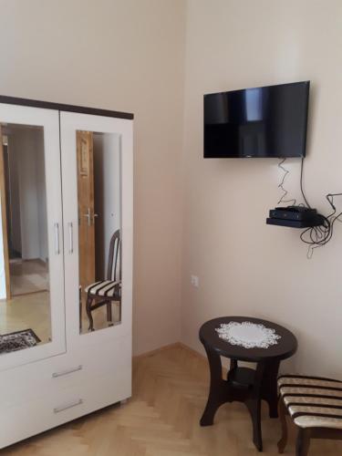 Μια τηλεόραση ή/και κέντρο ψυχαγωγίας στο Csanabella House
