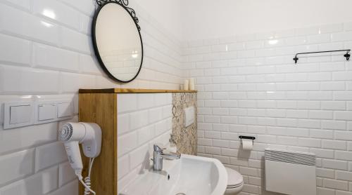 Ένα μπάνιο στο TWOJA CHATA Apartament pod lasem zarezerwuj na podhalami pl