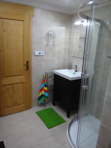 Kúpeľňa v ubytovaní Apartmán Na Zlatníku