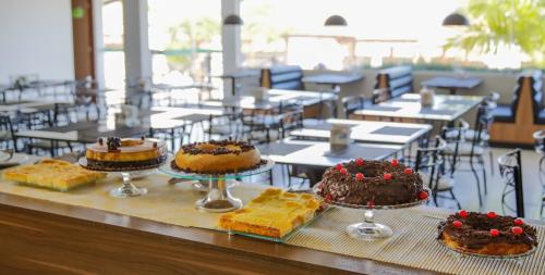 Makanan di atau berdekatan hotel cinta