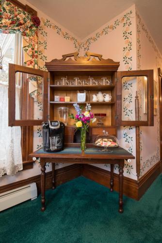 Φωτογραφία από το άλμπουμ του Sutherland House Victorian Bed and Breakfast σε Canandaigua