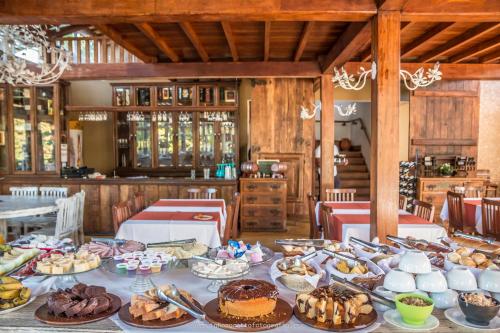 Makanan di atau berdekatan hotel