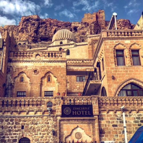 an old building in front of the amazing hotel at Zinciriye Hotel in Mardin