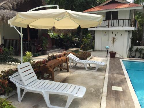 Afbeelding uit fotogalerij van Cloud and Xky Beach Resort in Oslob