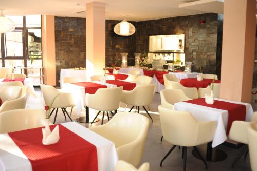 Coin salon dans l'établissement Havana Resort