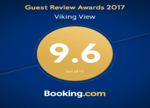 Certificat, récompense, panneau ou autre document affiché dans l'établissement 2 Bed beach front apartment with spectacular views overlooking Viking Bay