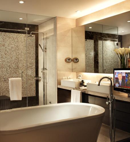 Gallery image of Joy Nostalg Hotel and Suites Manila Managed by The Ascott Limited in Manila