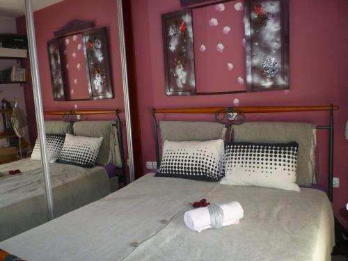 Posteľ alebo postele v izbe v ubytovaní Apartment with Amazing View & parking