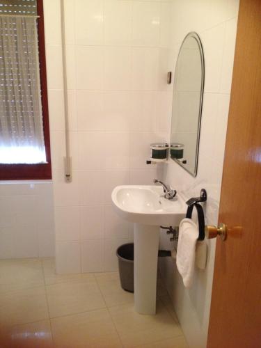 Ένα μπάνιο στο Hostal Cervantes