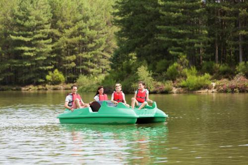 ショーモン・シュル・タロンヌにあるCenter Parcs Les Hauts de Bruyèresのギャラリーの写真