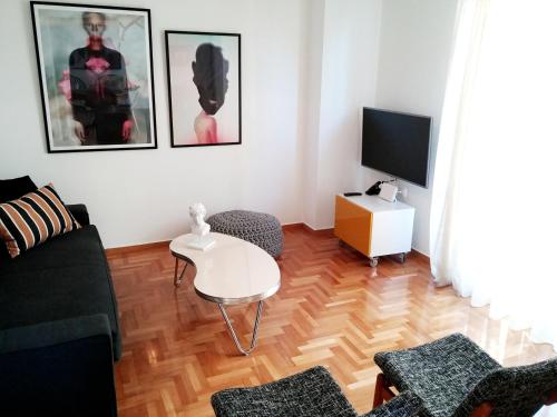 New stylish Kolonaki flat