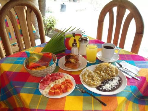 Morgenmad for gæster der bor på Balneario Natural Los Manantiales