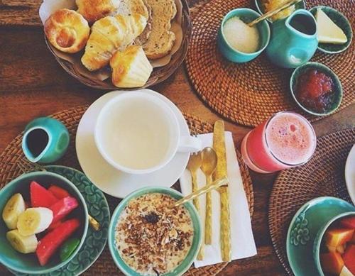 Jídlo v rezortu nebo okolí