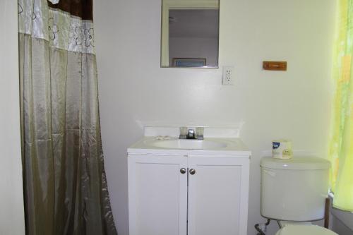 Surf Villa Hotel tesisinde bir banyo