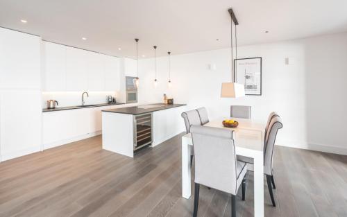 Dapur atau dapur kecil di Chalet Saunton