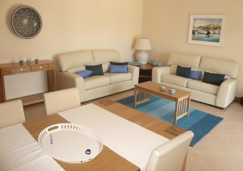Opomar 2 bed Apt MF – Photos 5