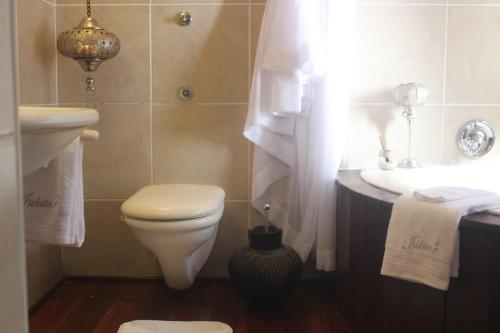 Ένα μπάνιο στο Jakita's Guest house