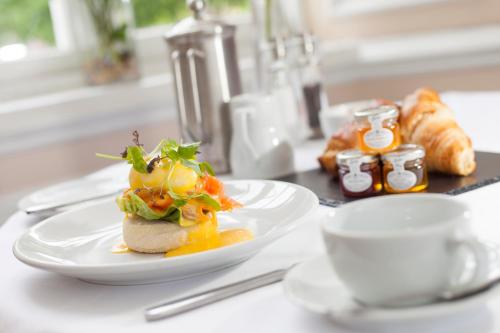 Jídlo v hotelu nebo okolí