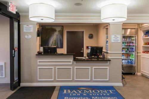 Baymont by Wyndham Detroit Airport/Romulus Image