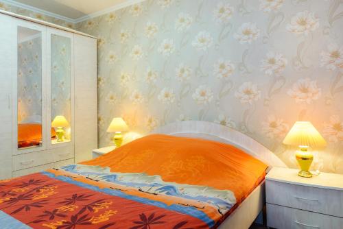 Кровать или кровати в номере Apartment TwoPillows on Lenina 52