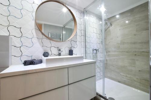 Standard Apartment by Hi5 - Teréz 6 1066 Budapest, Teréz körút 6. kép - 3
