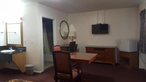 Gallery image of Flamingo Inn Long Beach in Long Beach