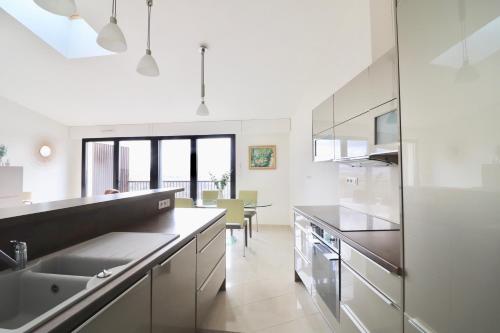 Gallery image of Appartement T4 Vue Unique in Rodez
