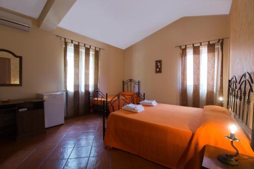 Gallery image of Agriturismo Il Sole in SantʼAngelo di Brolo