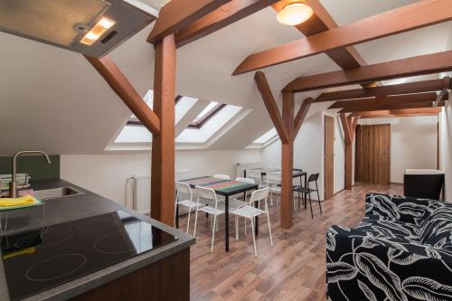 Kuchyňa alebo kuchynka v ubytovaní Easy Housing