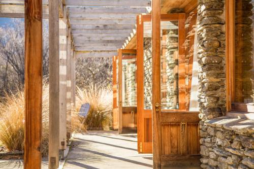 Φωτογραφία από το άλμπουμ του Wharenui Holiday Home by MajorDomo σε Arrowtown