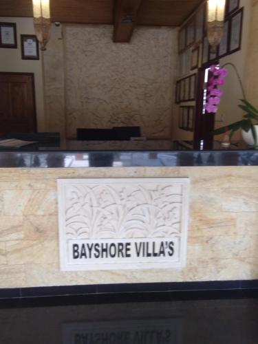Sijil, anugerah, tanda atau dokumen lain yang dipamerkan di Bayshore Villa