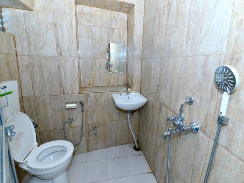Ένα μπάνιο στο L G Guest House