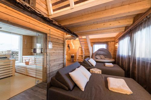 Posezení v ubytování Hotel La Pineta
