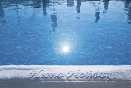 Kolam renang di atau dekat dengan Hiona Holiday Hotel