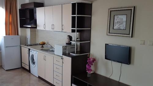 Tashevi Apartments