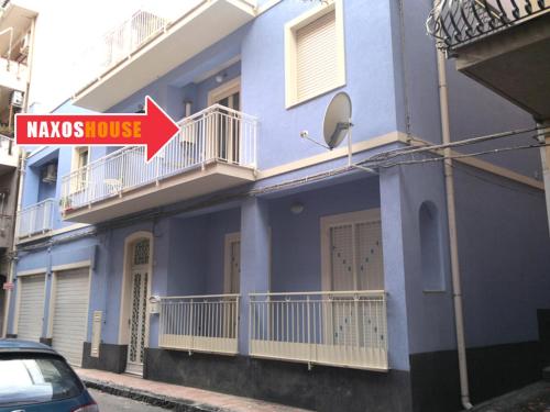 Φωτογραφία από το άλμπουμ του Naxos House σε Giardini Naxos