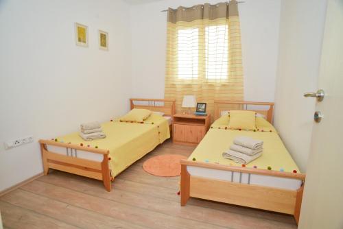 Apartment Yellow House – Photos 3
