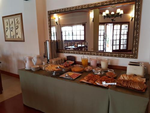 Φαγητό σε αυτό το πανδοχείο ή κάπου εκεί κοντά