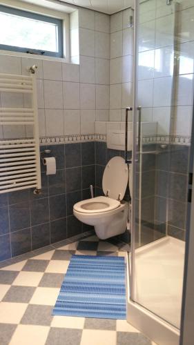 Um banheiro em Sabai Sabai Huis