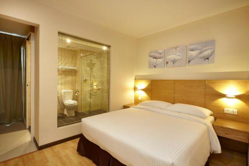 Katil atau katil-katil dalam bilik di Hotel Six Seasons @ Mid Valley