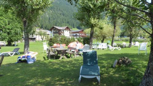 Gallery image of Pension Haus Edelweiss in Weissensee
