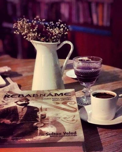 Minuman di Hich Hotel Konya