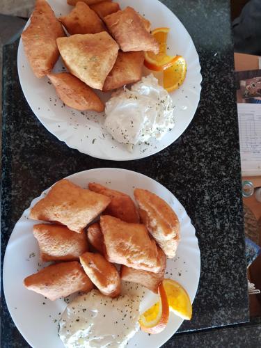 Jídlo v penzionu nebo okolí