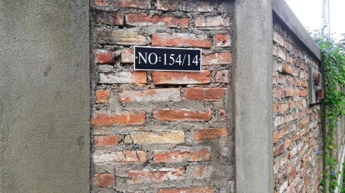 Rooms 154/14に飾ってある許可証、賞状、看板またはその他の書類