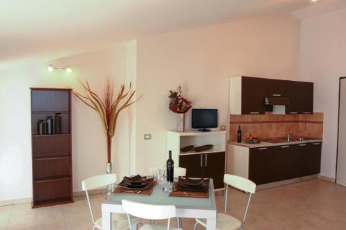 Köök või kööginurk majutusasutuses Residence La Dolce Vita