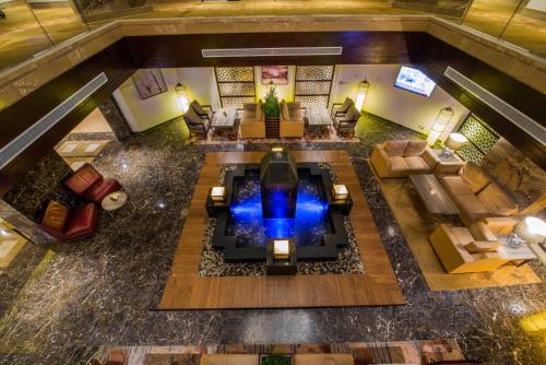 an overhead view of a lobby with a living room at Boudl Al Tahlia in Jeddah