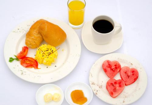 Opciones de desayuno disponibles en Tuzco Lodge